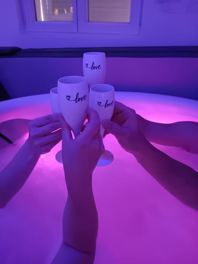 Gite Et Spa Au Secret Du Bonheur Hotel Pouilly-sur-Serre Ngoại thất bức ảnh